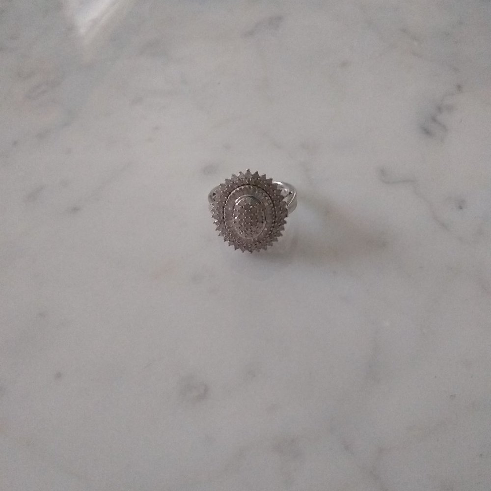 Diamond Cocktail ring - Picture 5 of 6